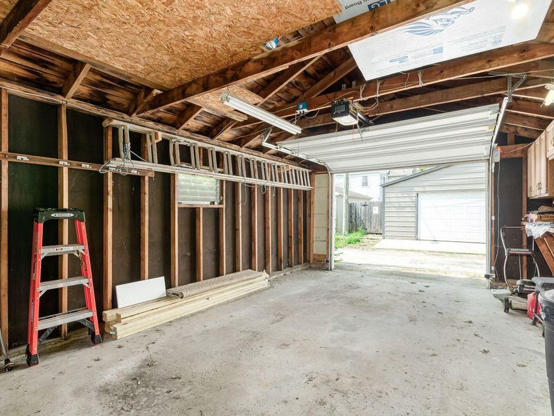 350 E Jenkins Avenue , Columbus, OH 43207 Photo 47