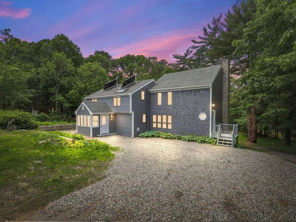37 Pickerel Way , Forestdale, MA 02644