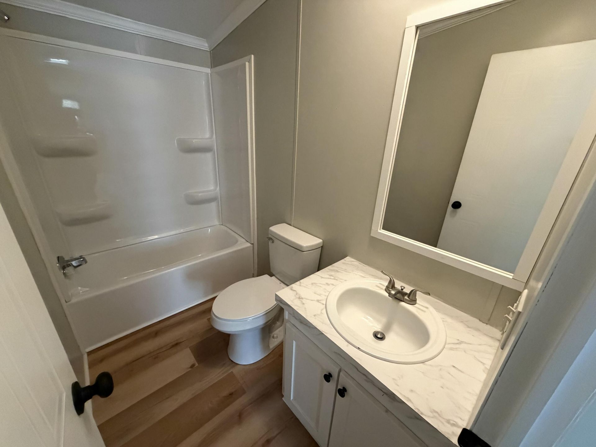 189 Barons Road Photo 10