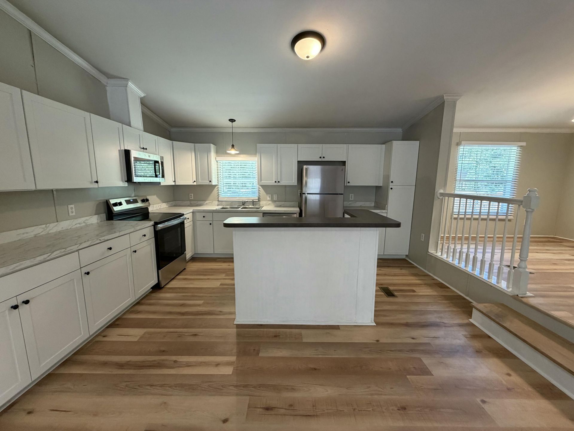 189 Barons Road Photo 4