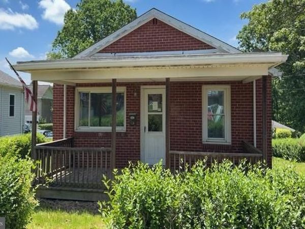420 PARK STREET , FROSTBURG, MD 21532