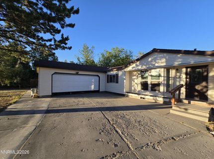 3900 Puffin Street, Reno, NV 89508 Photo