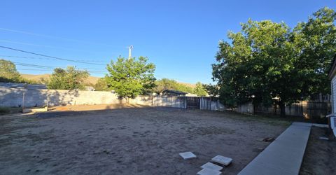 3900 Puffin Street, Reno, NV 89508 Photo