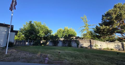 3900 Puffin Street, Reno, NV 89508 Photo
