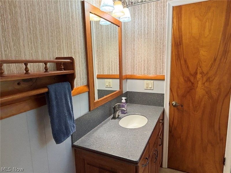 1961 Killian Road , Akron, OH 44312 Photo 16