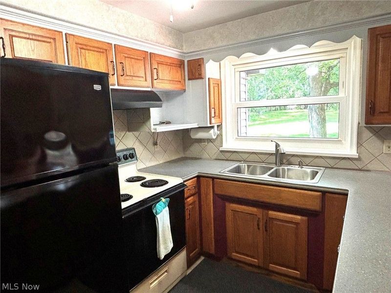 1961 Killian Road , Akron, OH 44312 Photo 6