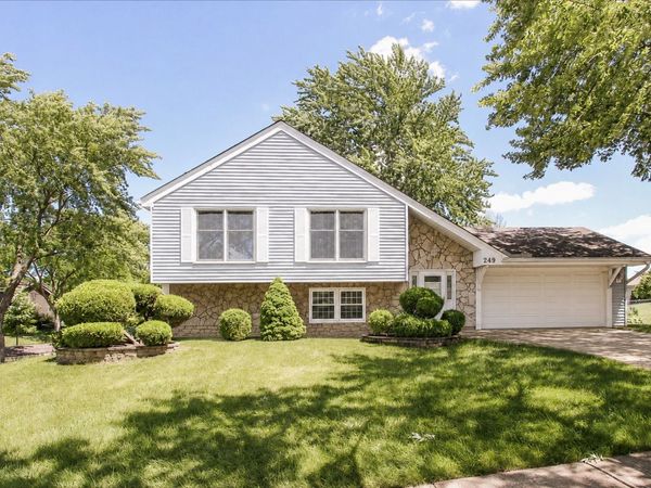 249 Langton Drive , Bloomingdale, IL 60108