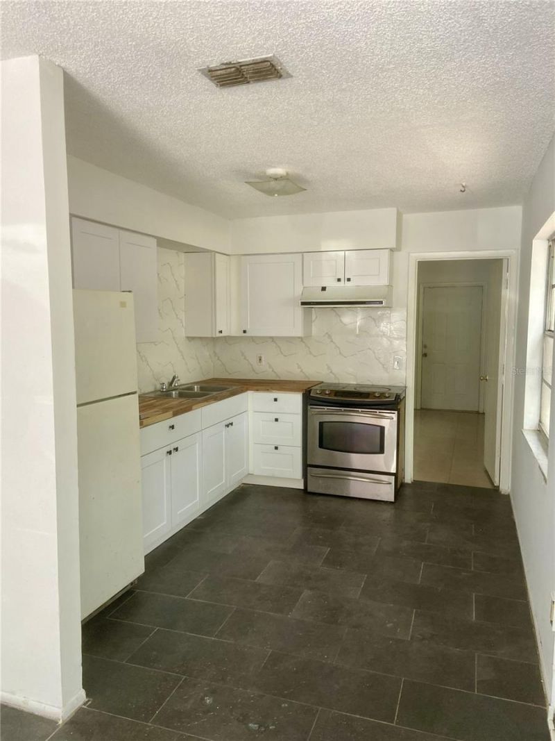 5613 7th Street Court E, Bradenton, FL 34203 Photo