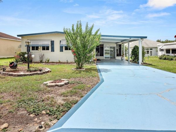 919 WEEPING WILLOW AVENUE , LADY LAKE, FL 32159