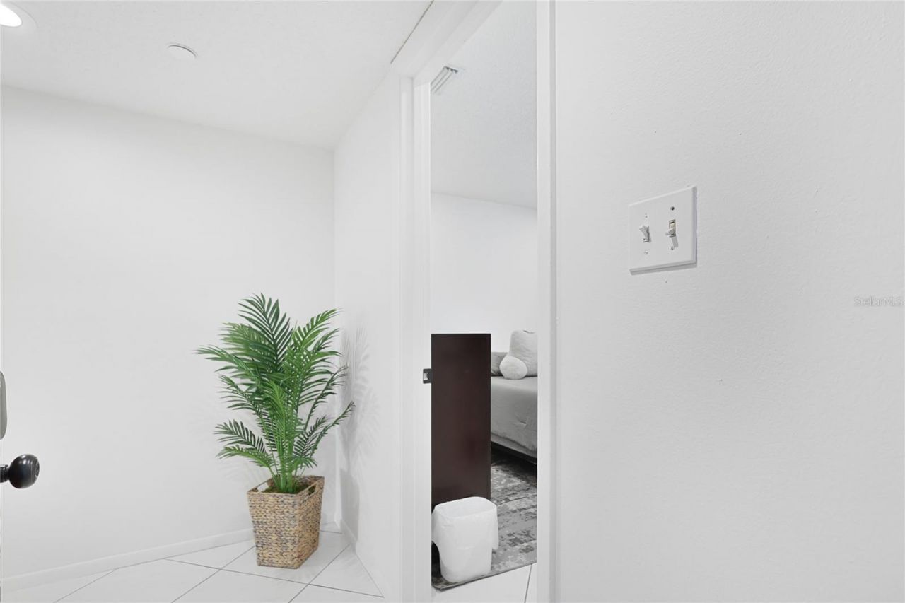 2780 N Riverside Drive , Unit 502, Tampa, FL 33602 Photo