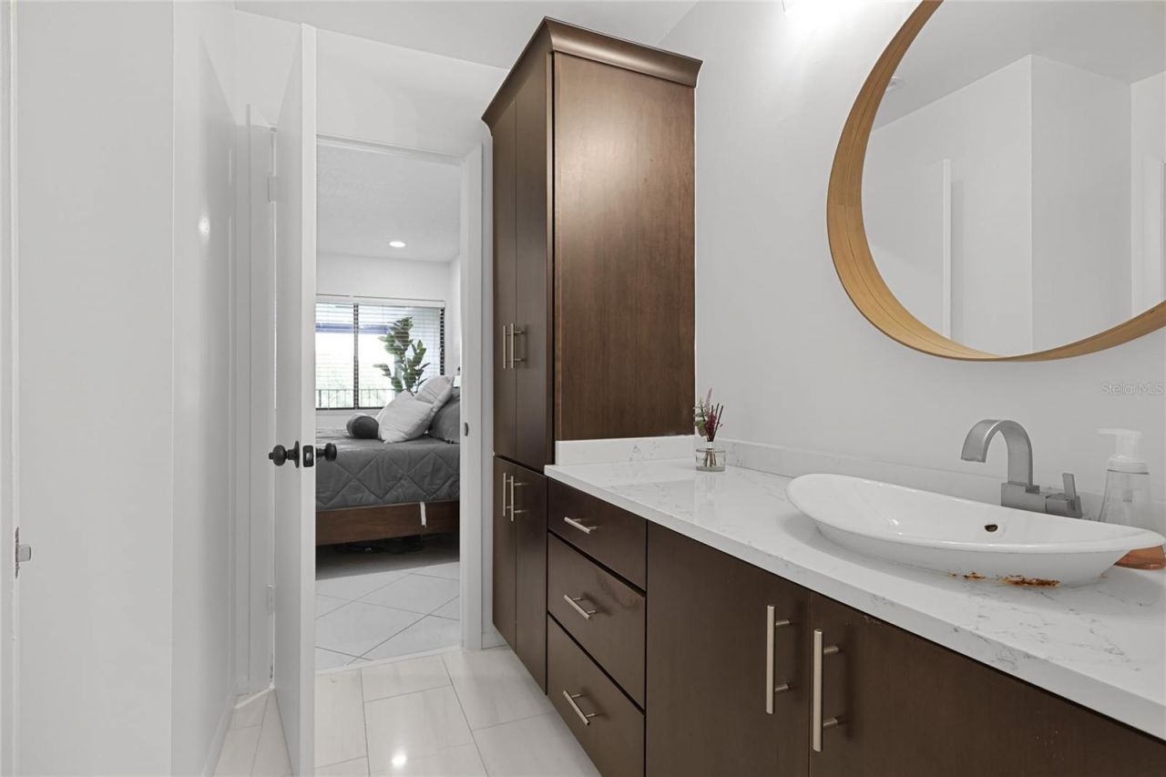2780 N Riverside Drive , Unit 502, Tampa, FL 33602 Photo