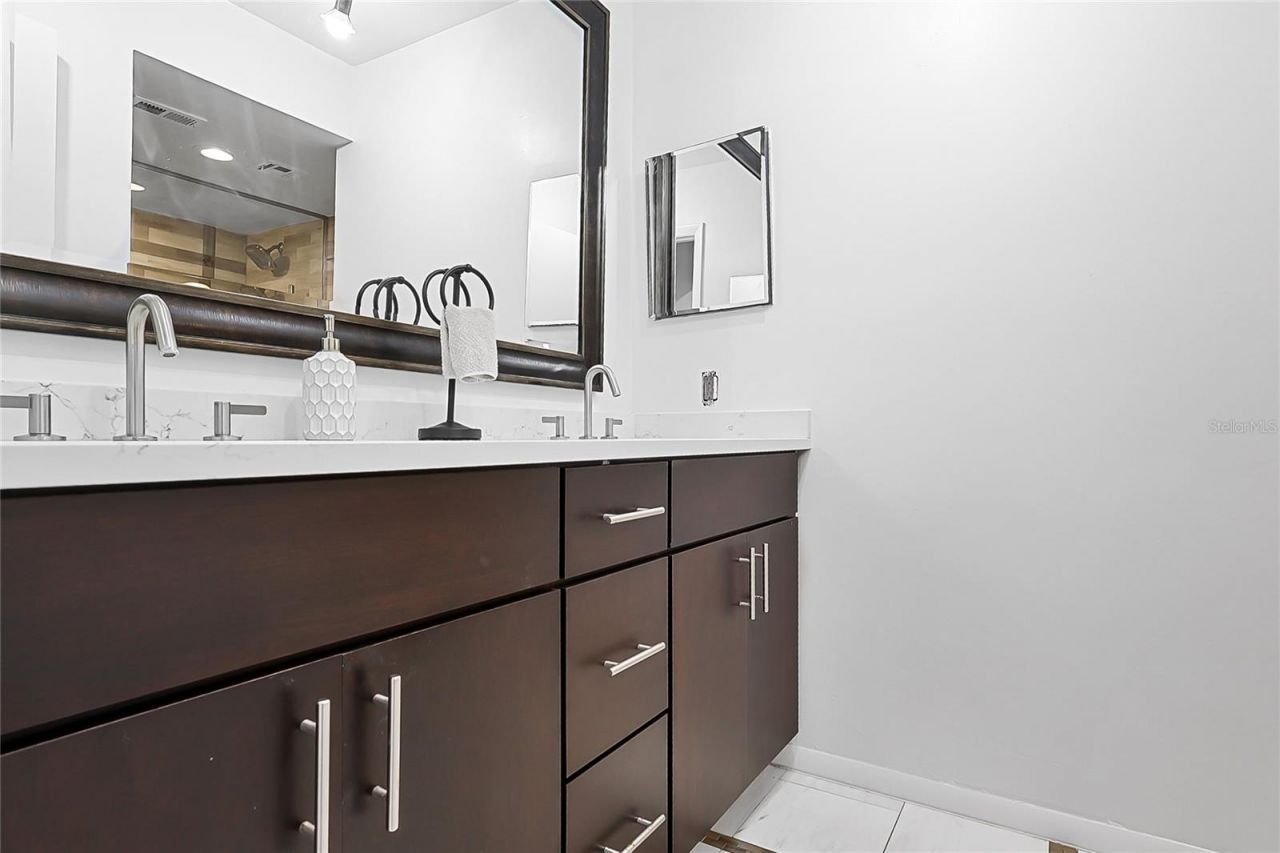 2780 N Riverside Drive , Unit 502, Tampa, FL 33602 Photo