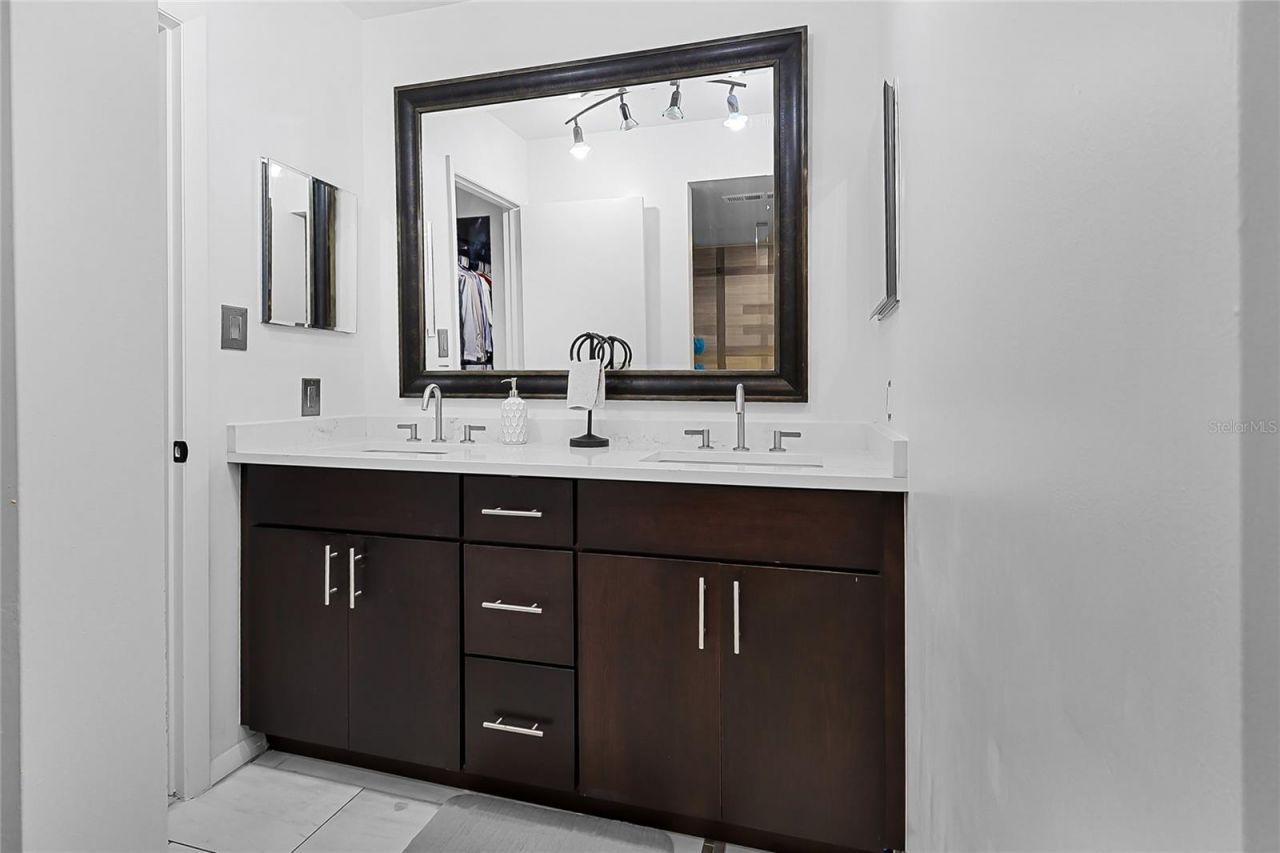 2780 N Riverside Drive , Unit 502, Tampa, FL 33602 Photo