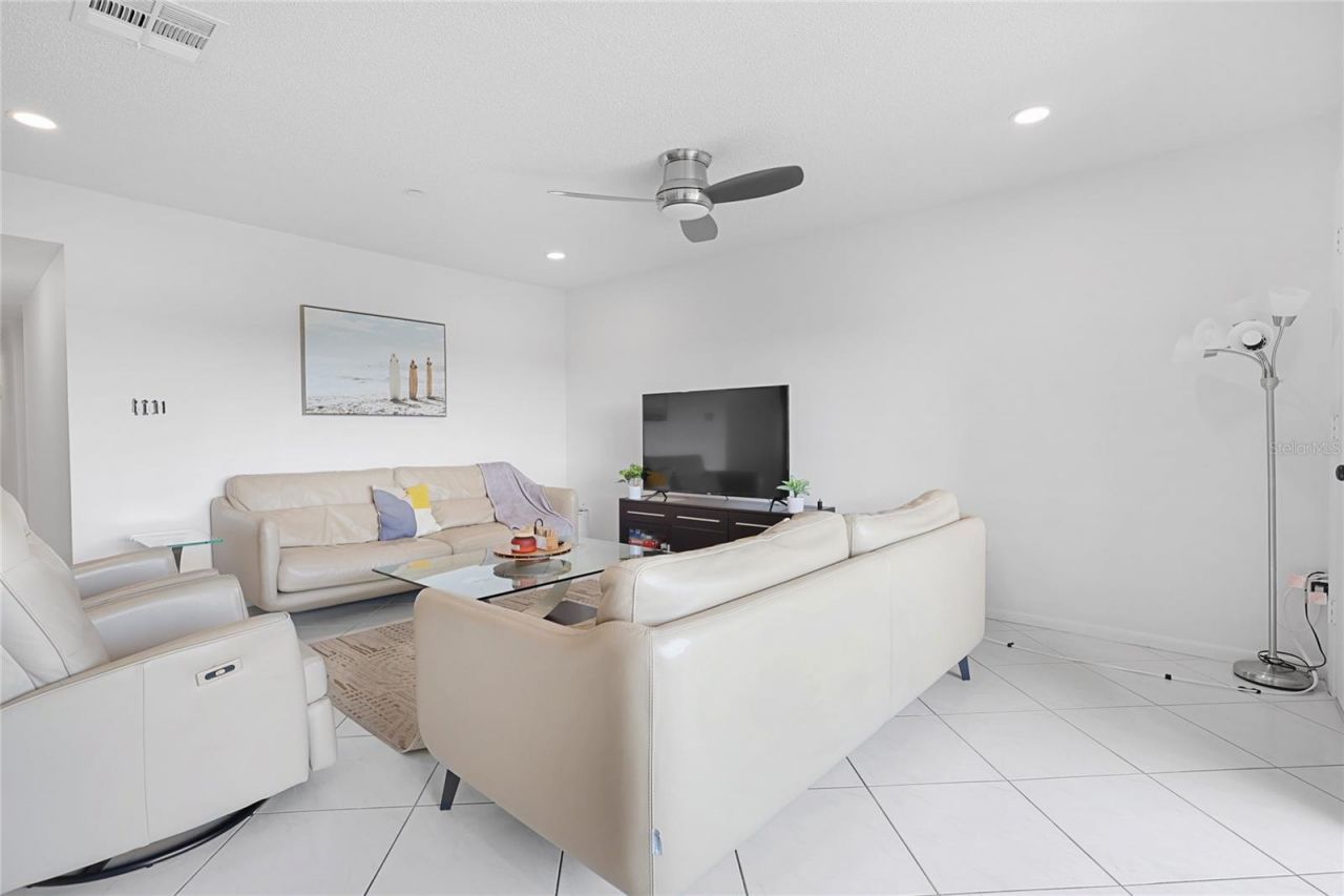 2780 N Riverside Drive , Unit 502, Tampa, FL 33602 Photo
