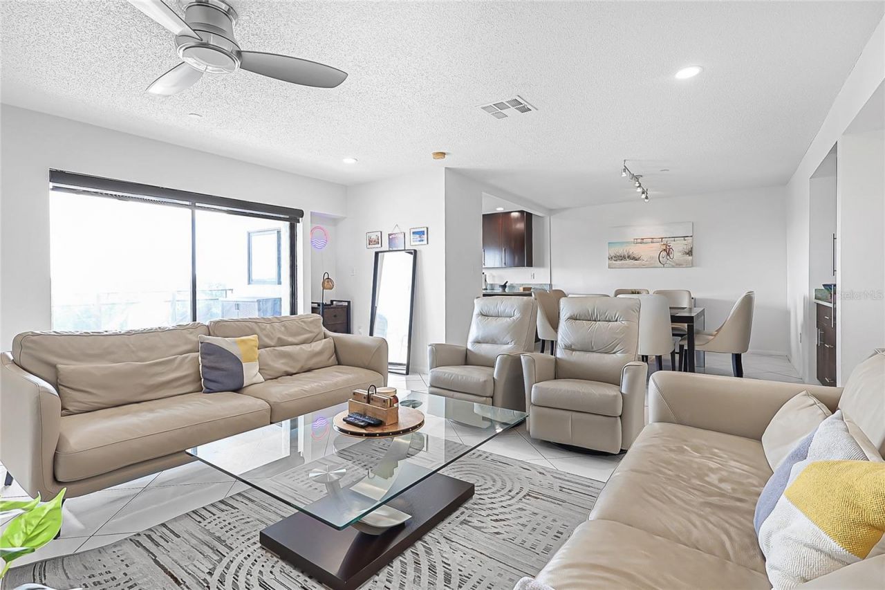 2780 N Riverside Drive , Unit 502, Tampa, FL 33602 Photo