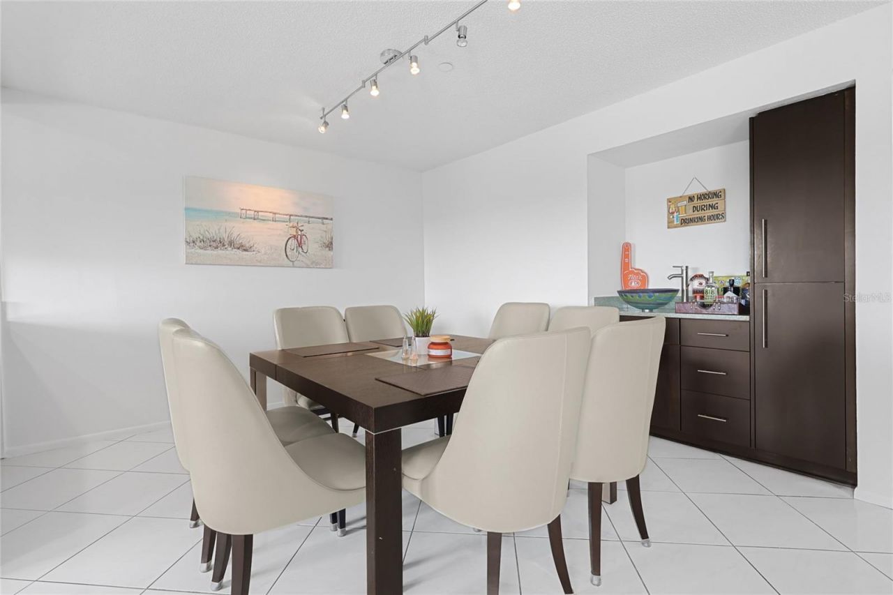 2780 N Riverside Drive , Unit 502, Tampa, FL 33602 Photo