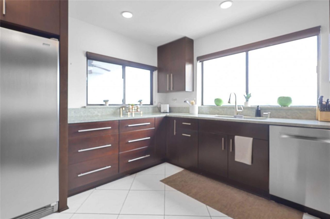 2780 N Riverside Drive , Unit 502, Tampa, FL 33602 Photo
