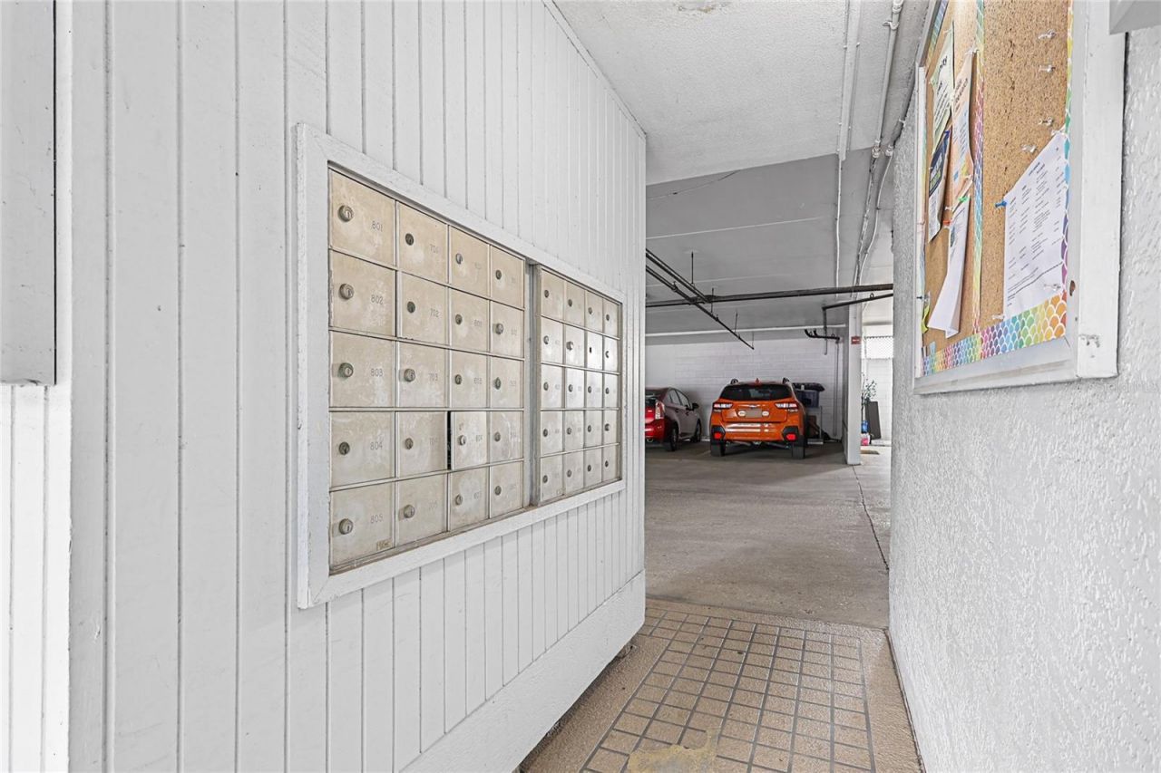 2780 N Riverside Drive , Unit 502, Tampa, FL 33602 Photo