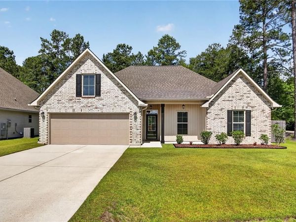 73004 STILL HOLLOW Drive, Covington, LA 70433