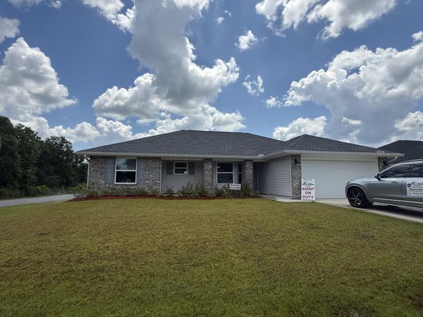 6100 Buckshot Drive, Crestview, FL 32539