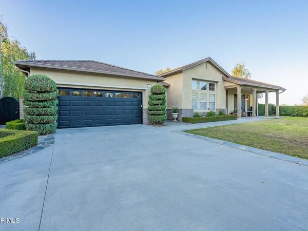 5445 Via Nicola, Newbury Park, CA 91320