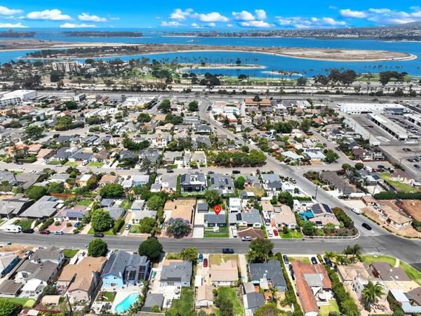 2012 Erie St, San Diego, CA 92110