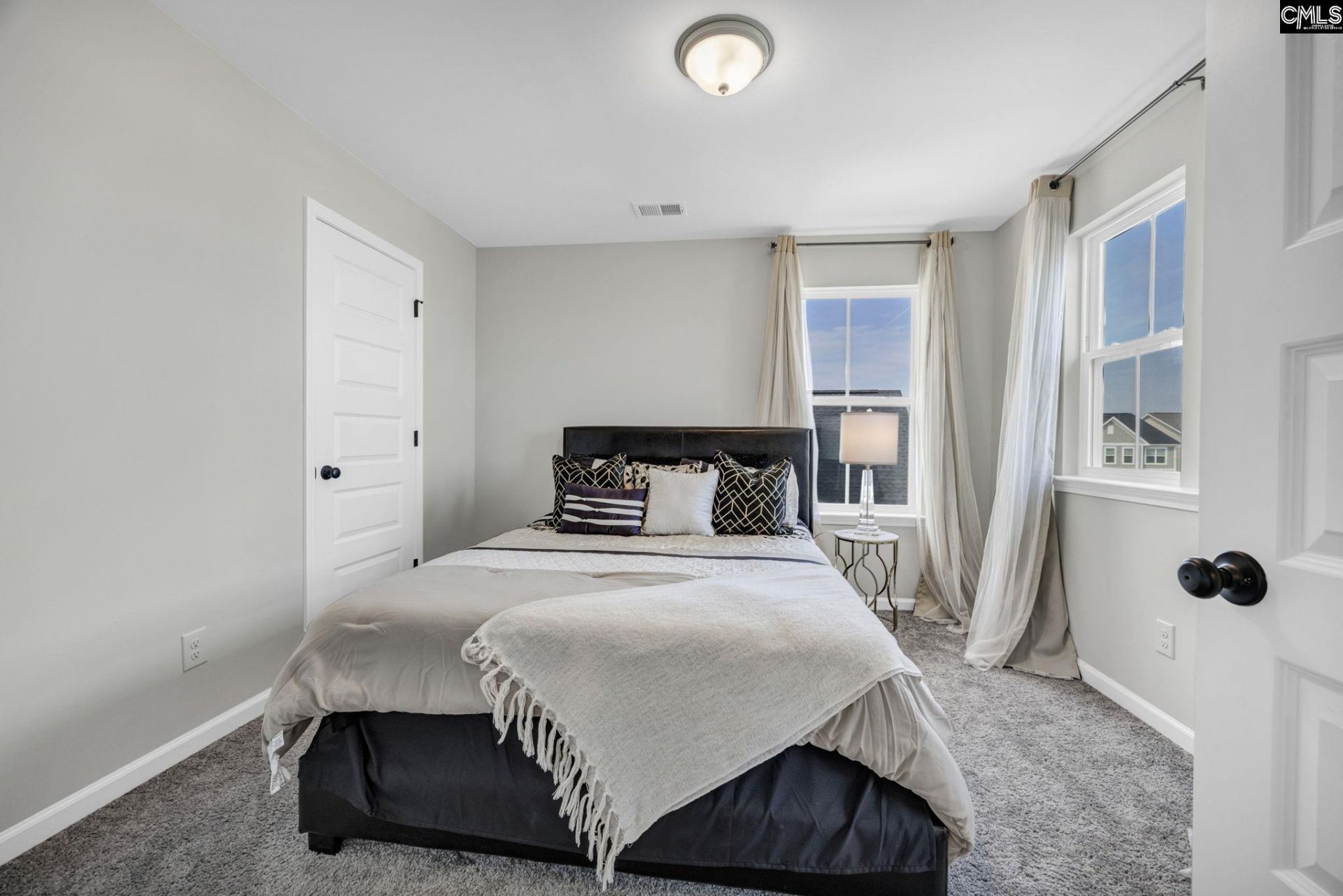 438 Gatesbrook Drive  Photo 44