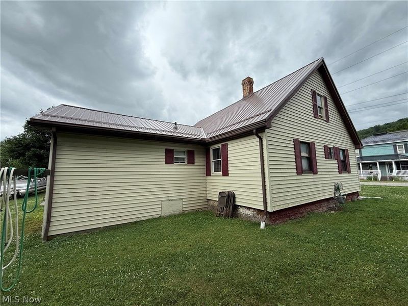 2014 Ohio Avenue, East Liverpool, OH 43920 Photo 3