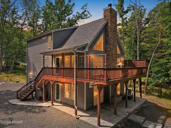 193 Eagle Rock Road , Lackawaxen, PA 18435