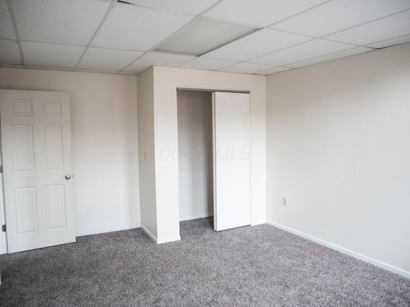 73 S Main Street , London, OH 43140 Photo 10