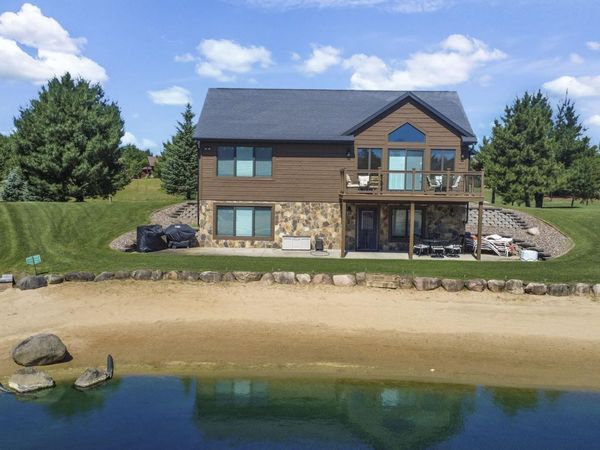 N8062 15th Avenue, New Lisbon, WI 53950