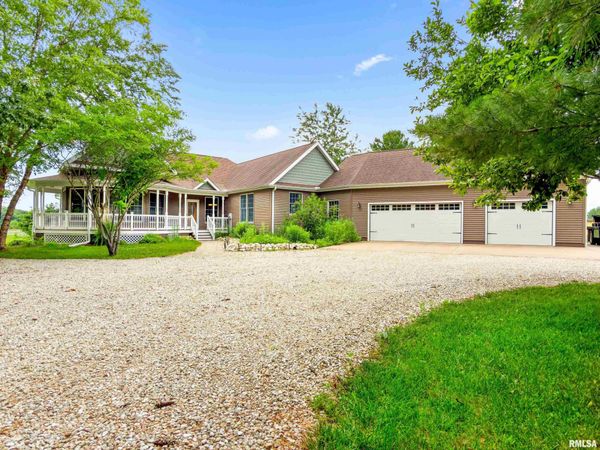 25479 N BOATDOCK Road, Canton, IL 61520