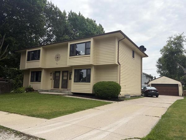 4521 73rd STREET, Kenosha, WI 53142