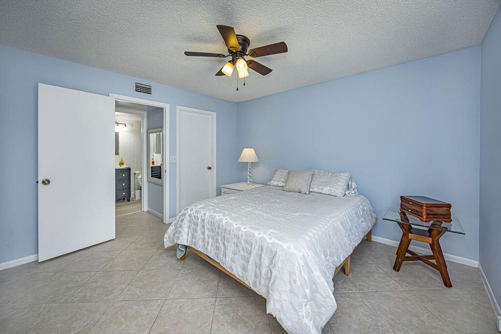 539 Shady Pine Way, Unit B2, Greenacres, FL 33415 Photo