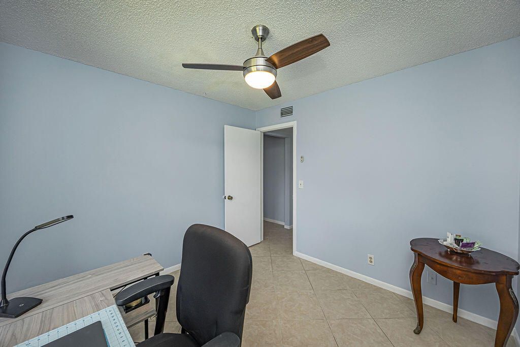 539 Shady Pine Way, Unit B2, Greenacres, FL 33415 Photo