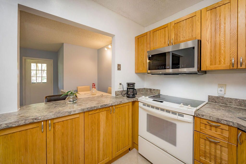 539 Shady Pine Way, Unit B2, Greenacres, FL 33415 Photo