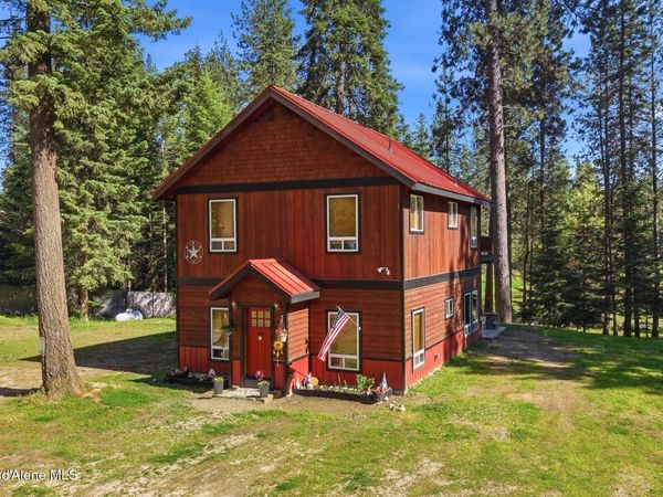 2206 Gypsy Bay Rd , Sagle, ID 83860