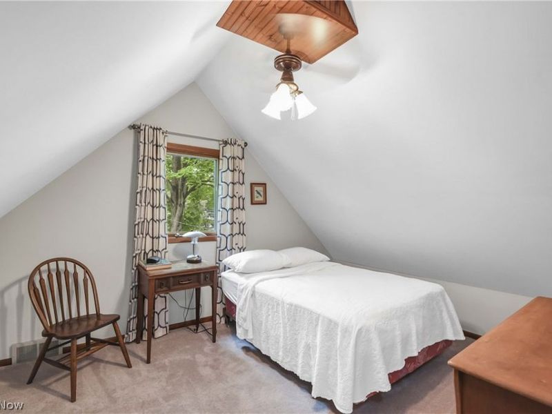 5884 Akins Road , North Royalton, OH 44133 Photo 26