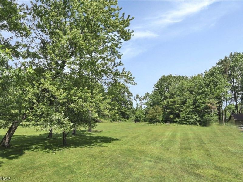 5884 Akins Road , North Royalton, OH 44133 Photo 38