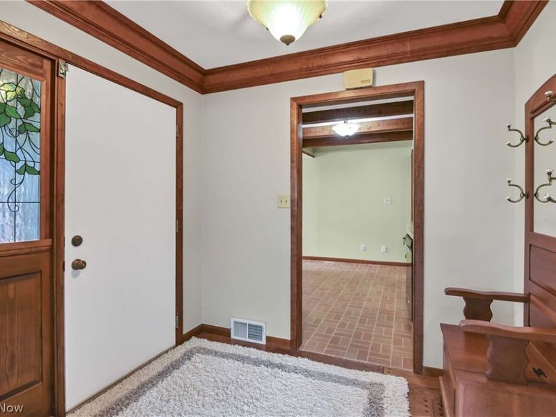 5884 Akins Road , North Royalton, OH 44133 Photo 4