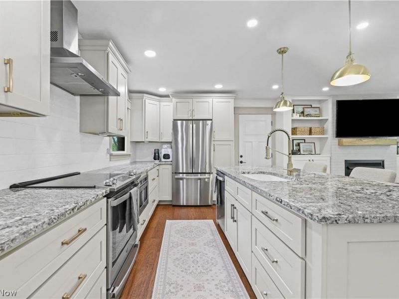 8667 N Leroy Road , Westfield Center, OH 44251 Photo 7
