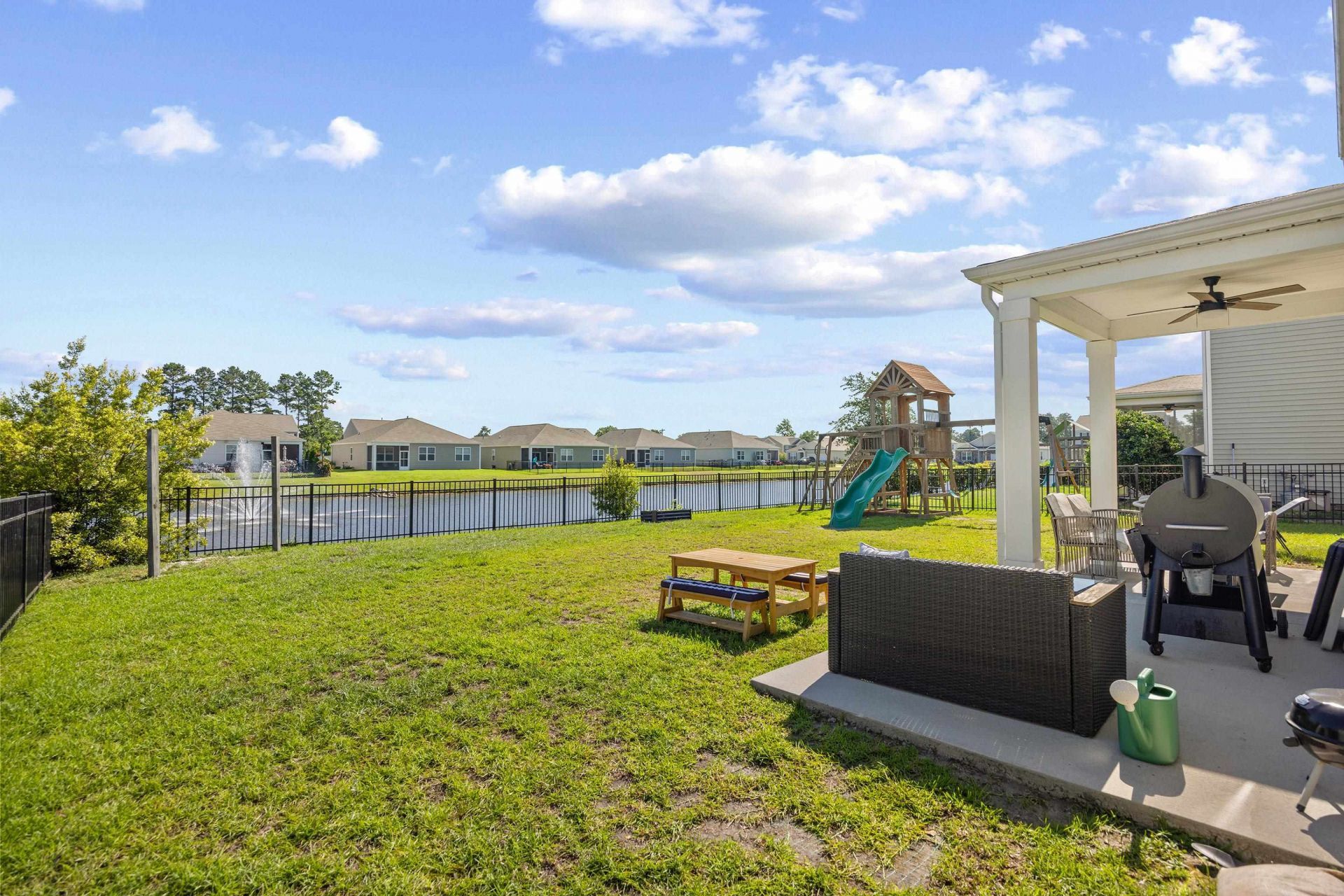 916 Blue Point Dr. Photo 40