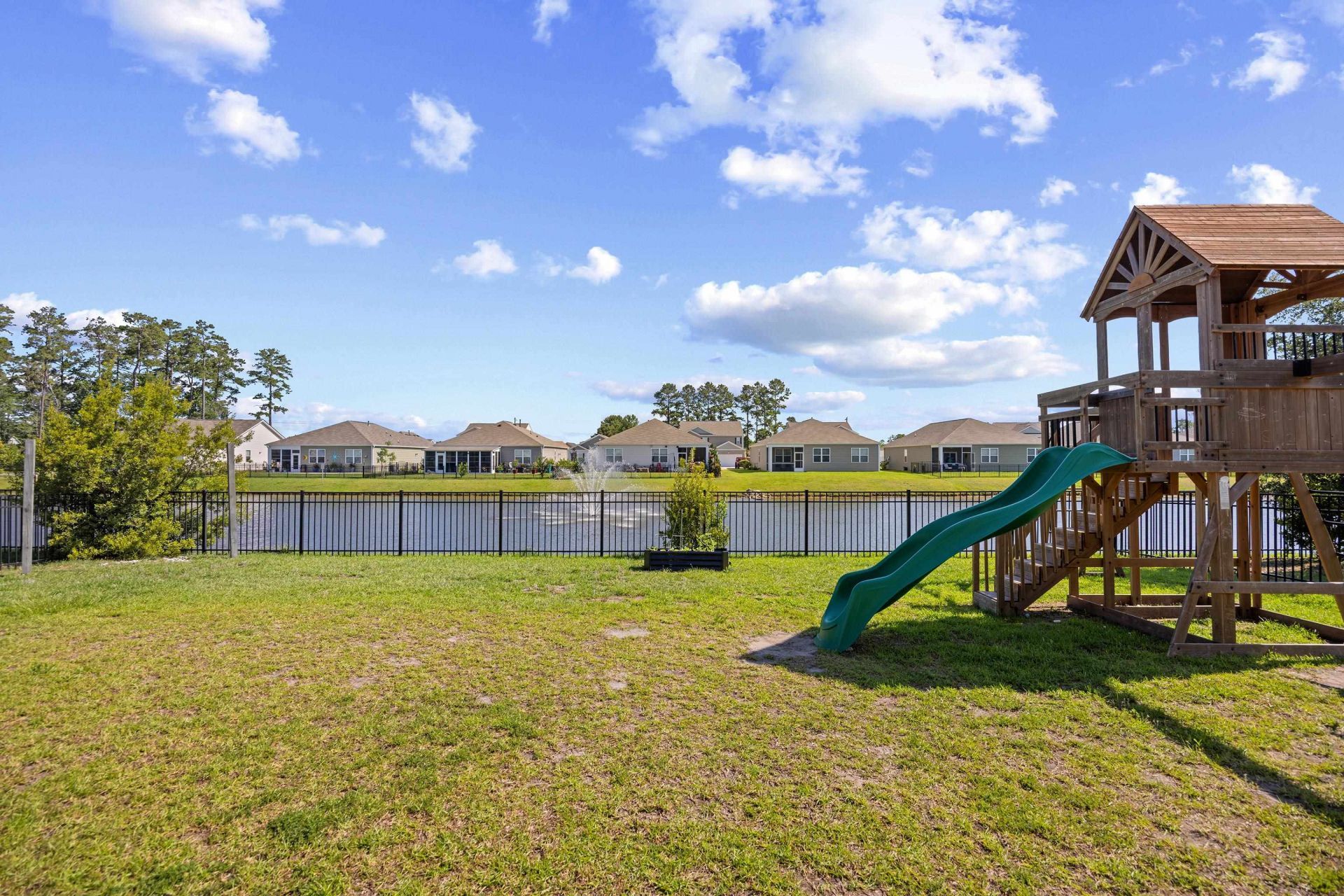 916 Blue Point Dr. Photo 44