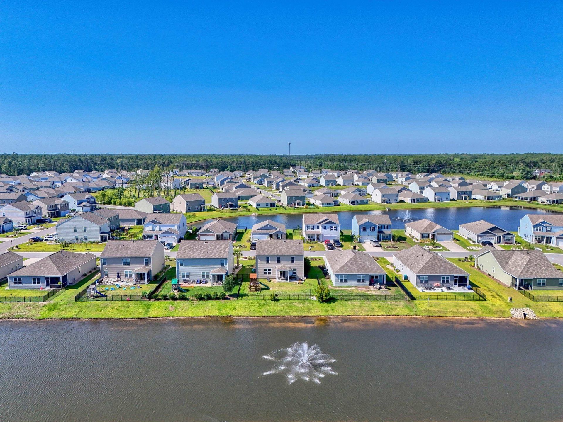 916 Blue Point Dr. Photo 55