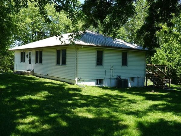 14701 Tillman Road, Smithville, MO 64089