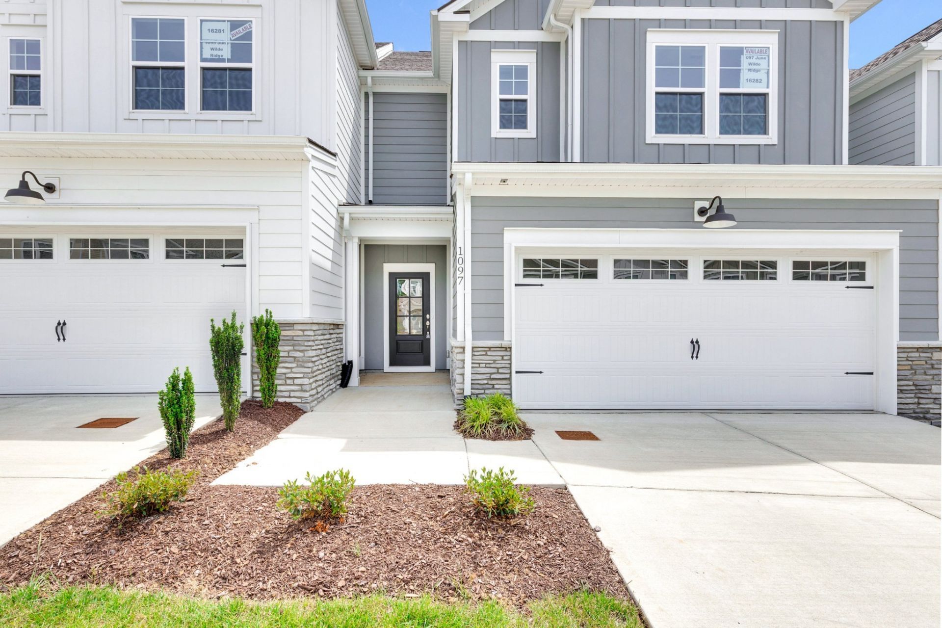 1097 June Wilde Ridge , Spring Hill, TN 37174 Main Photo