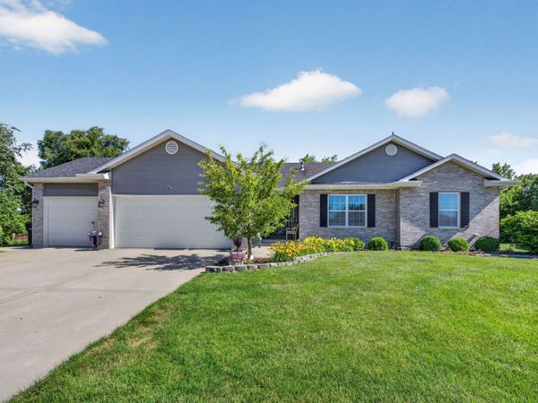 800 E Short Drive, Coal City, IL 60416