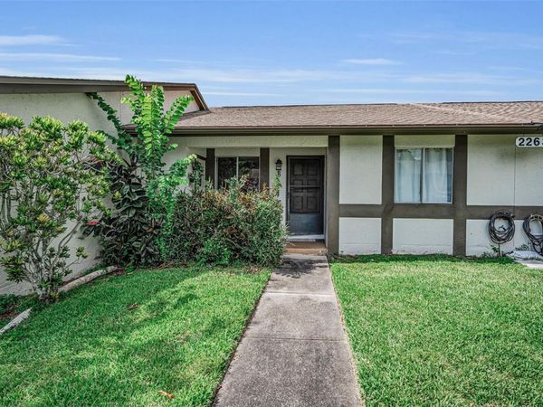 2263 BANCROFT CIRCLE N, Unit B, PALM HARBOR, FL 34683