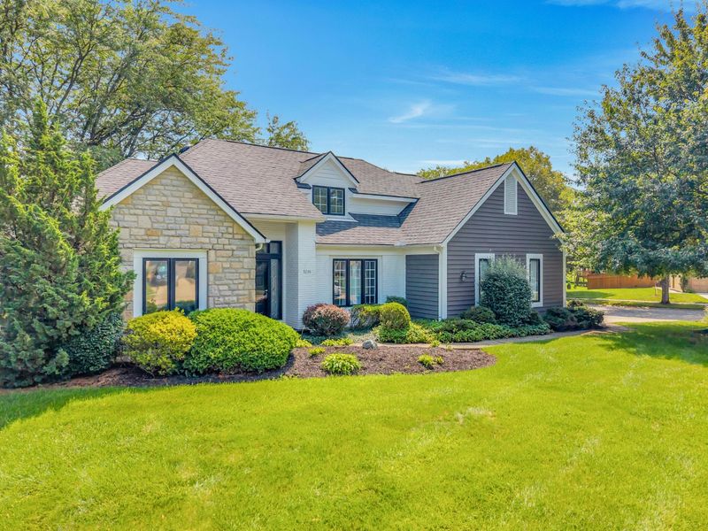 8216 Spruce Needle Court, Columbus, OH 43235 Photo 1