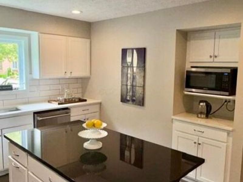 8216 Spruce Needle Court, Columbus, OH 43235 Photo 9